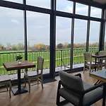 La Terrasse De L'estuaire - Гостевой дом 3*
