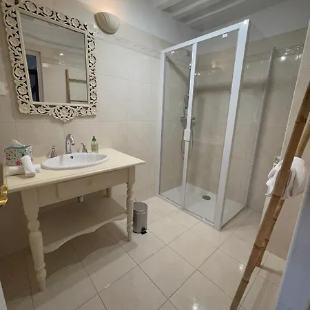 La Terrasse De L'estuaire - ゲストハウス 3*